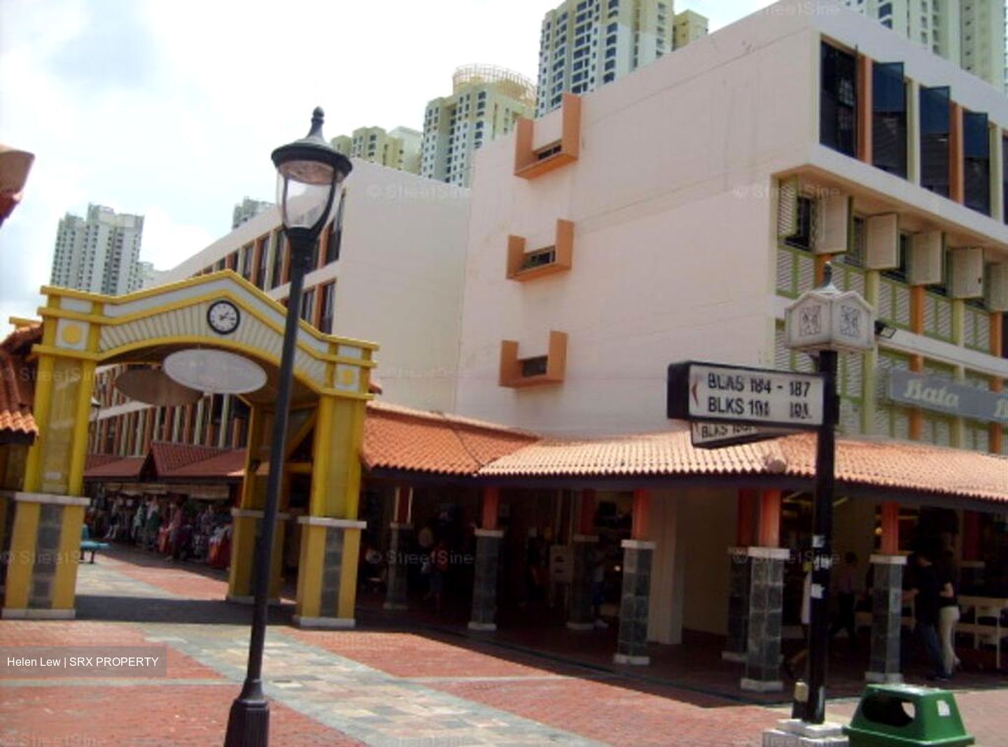 Toa Payoh Central (D12), Shop House #453369581